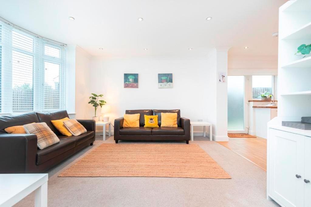 Bournecoast - Clifftop Apartment With Garden -Fm827 Bournemouth Exteriör bild