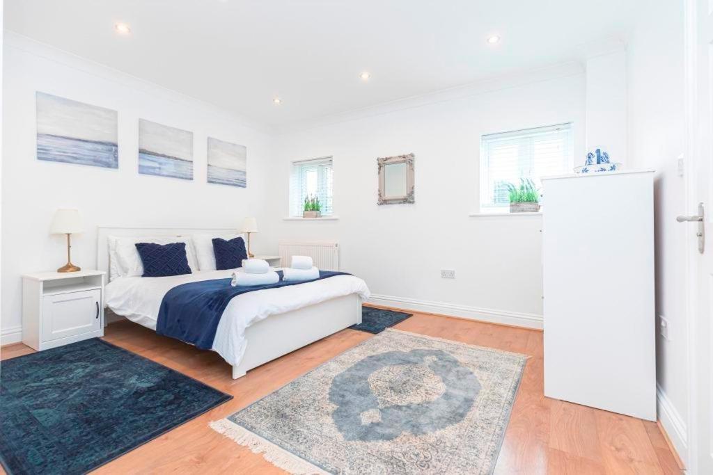 Bournecoast - Clifftop Apartment With Garden -Fm827 Bournemouth Exteriör bild