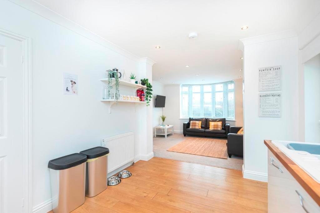 Bournecoast - Clifftop Apartment With Garden -Fm827 Bournemouth Exteriör bild